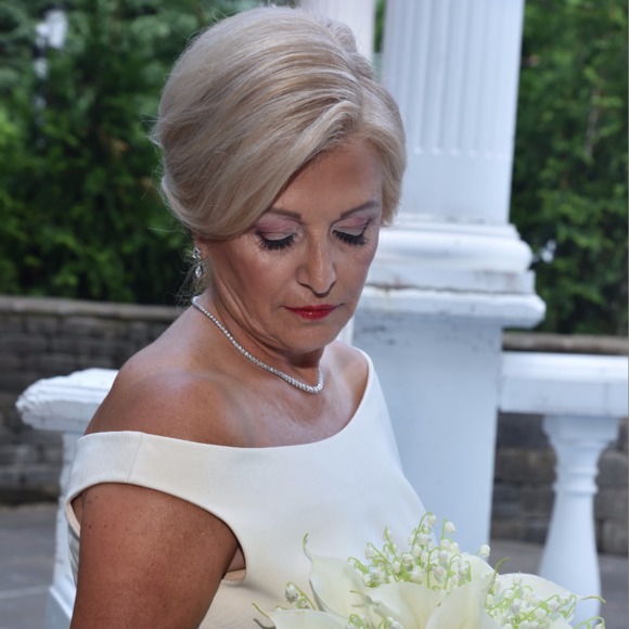 Meet your Posher, Rae - Picture 1 of 1